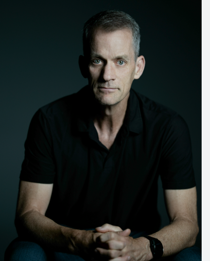 AI 時代為什麼需要 Jeff Dean 這種人：超前的技術品味 + 把願景變成 60 億 RPS 系統的落地能力
