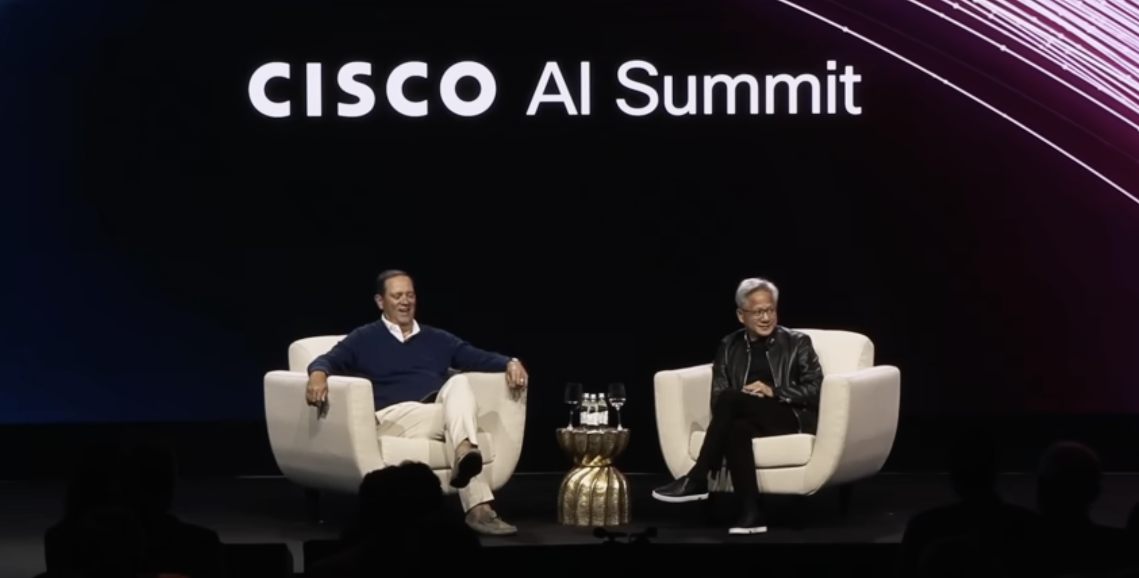 黃仁勳在 Cisco AI Summit 的三個核心觀點：百花齊放、領域專業、以及「問題才是你的 IP」